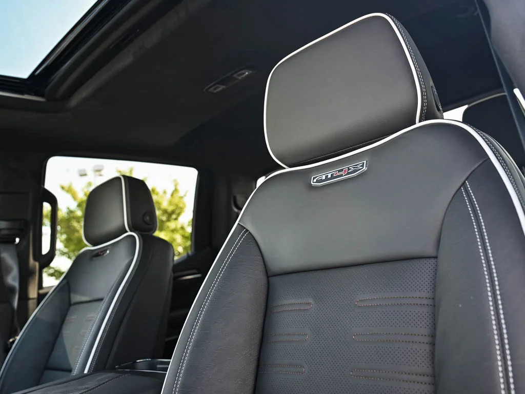 2026 GMC Sierra 1500 AT4X - Photo 17