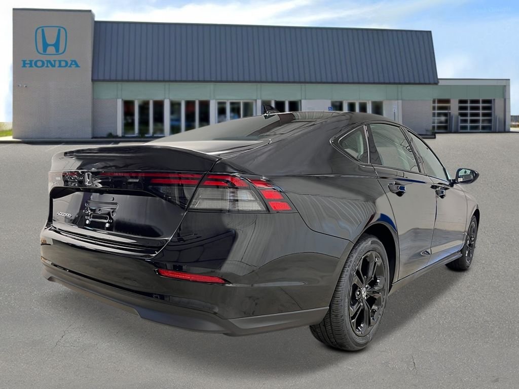New 2025 Crystal Black Pearl Honda SE image 5