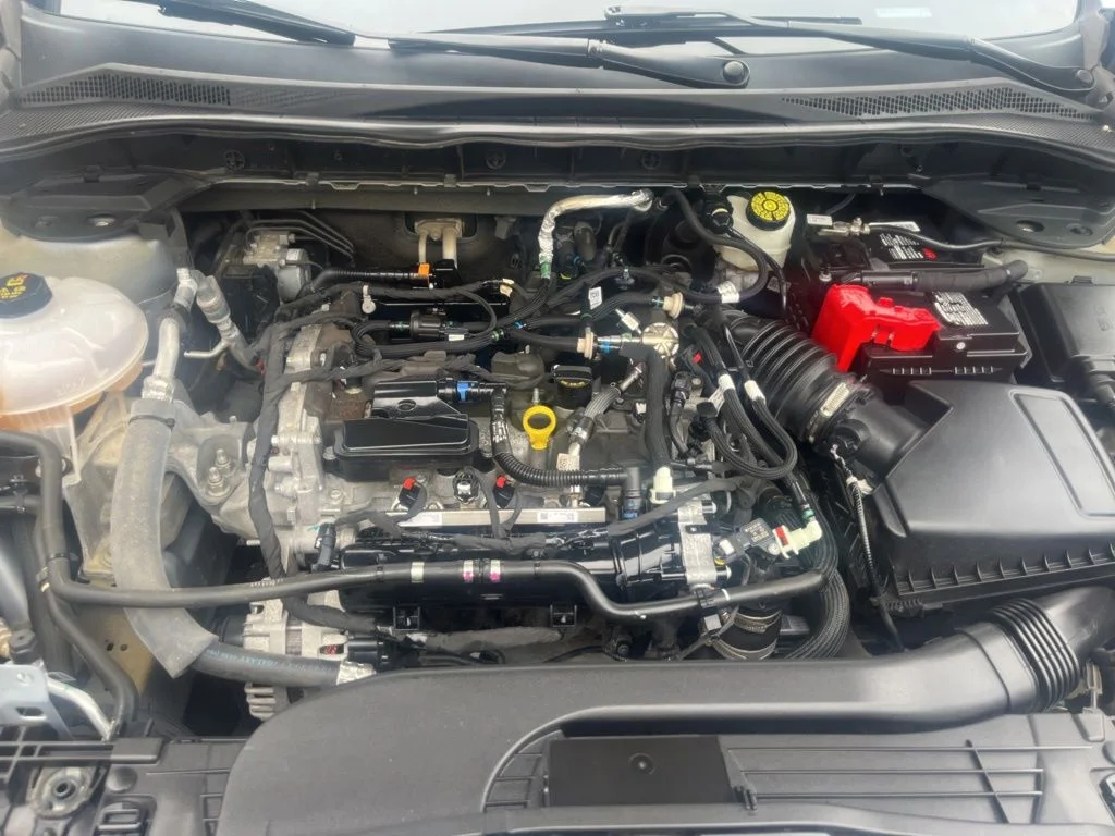 Used 2022 Blue Ford SE image 20