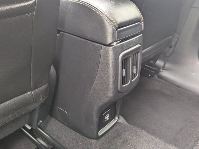 Used 2021 White Jeep Latitude image 31