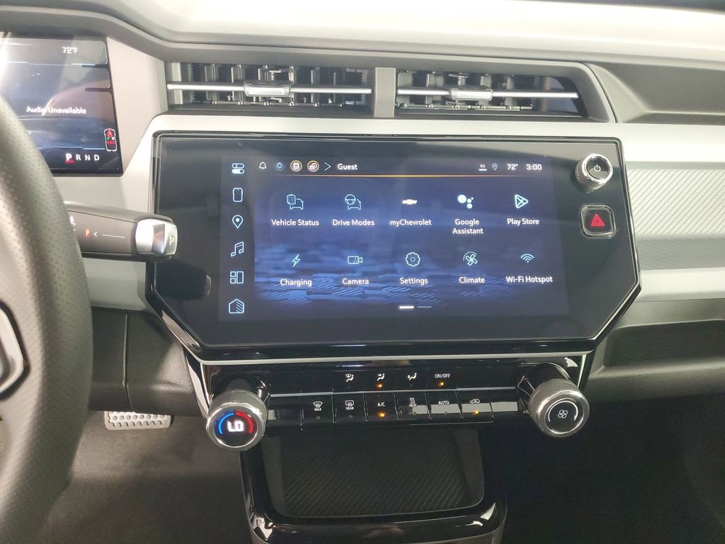 New 2027 Summit White Chevrolet LT image 16