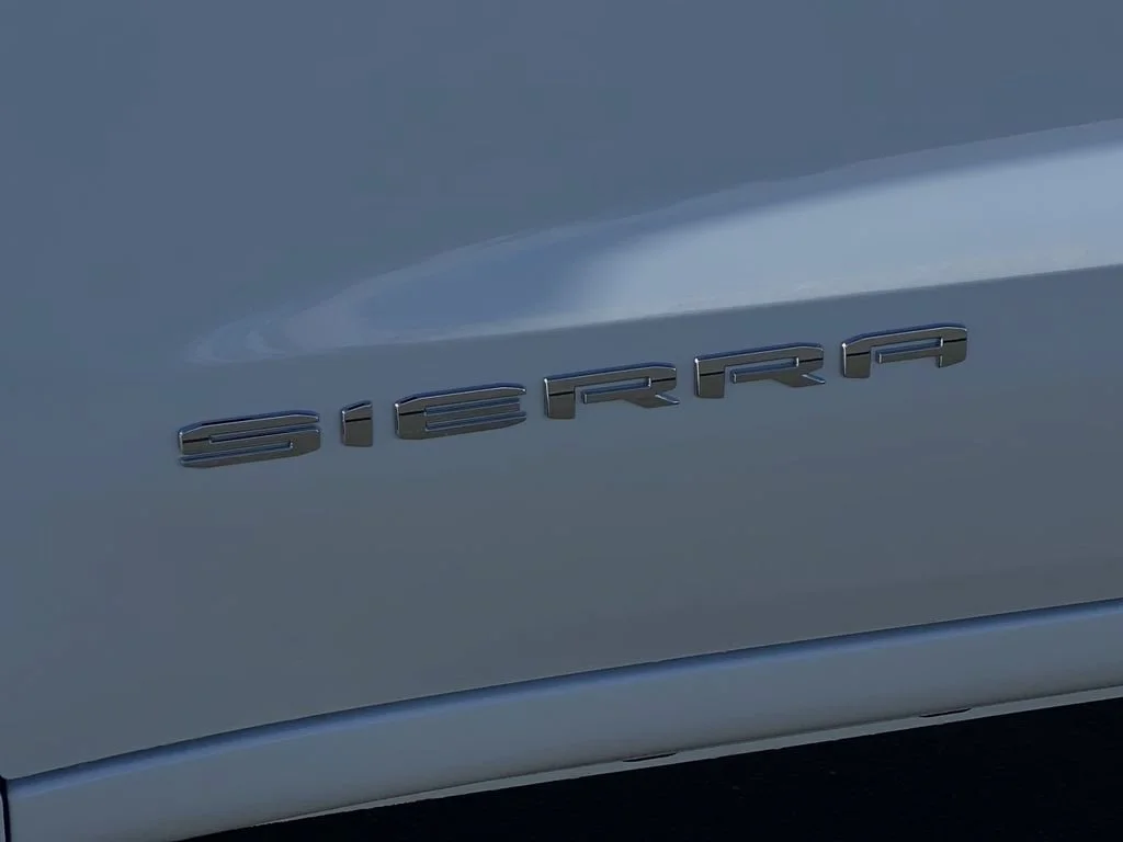 Used 2026 Summit White GMC SLE image 17