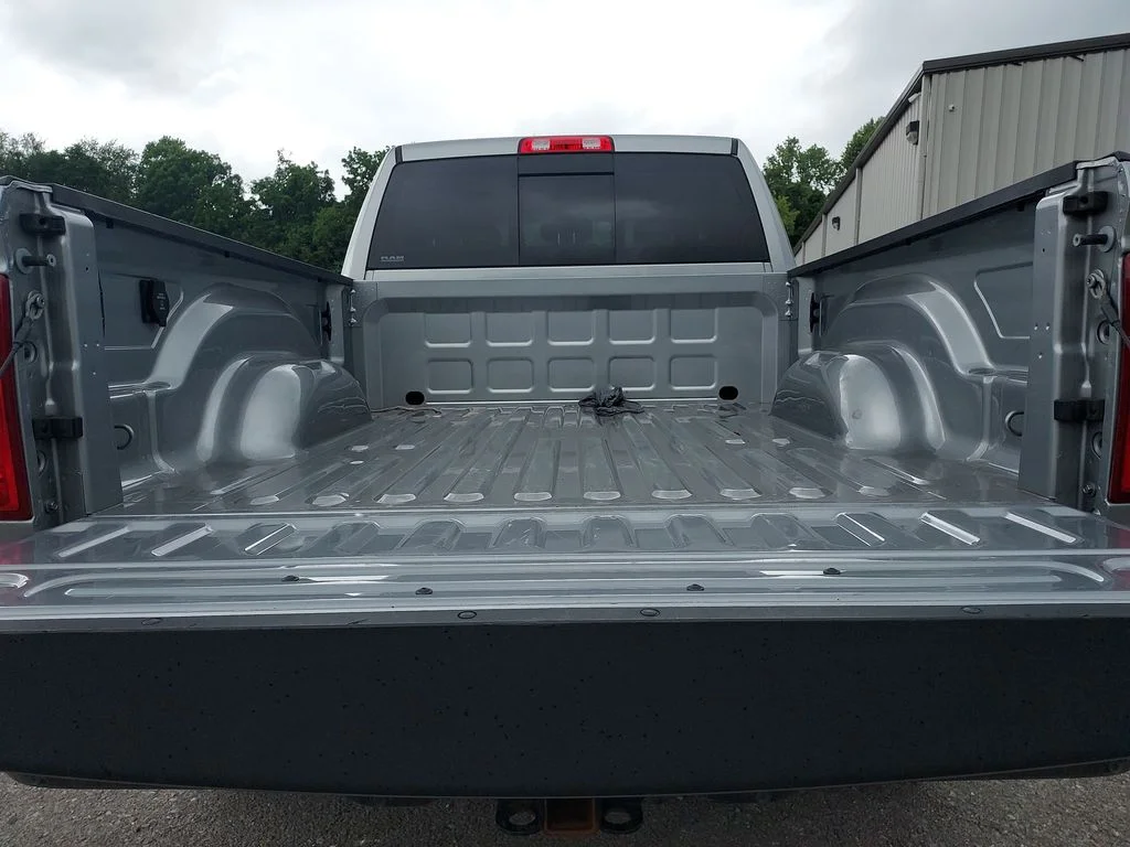 Used 2022 Silver Ram Big Horn image 28