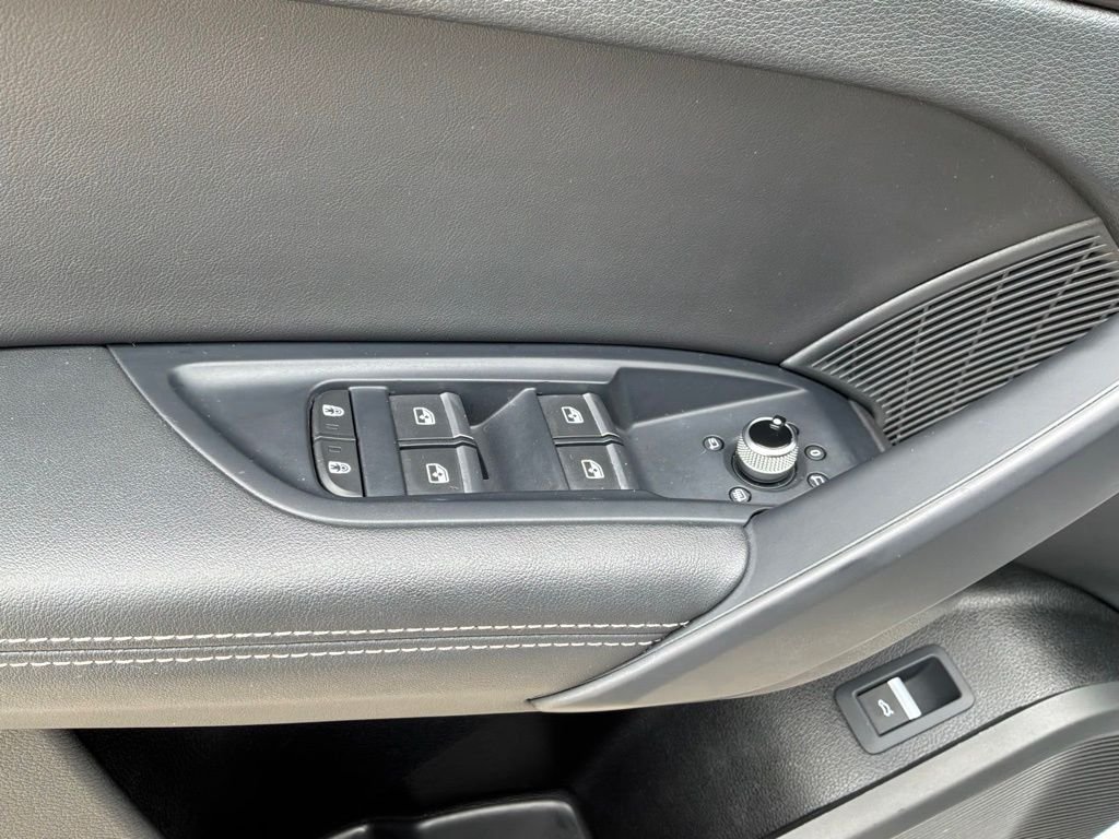 Used 2024  Audi 45 S line Premium image 14