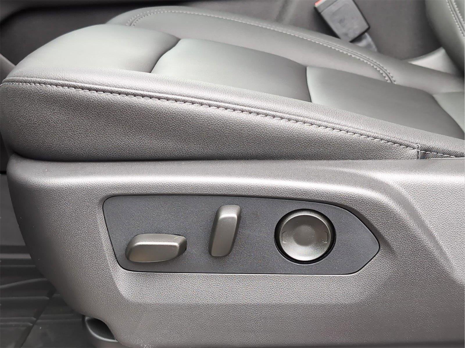 New 2026 Sterling Gray Metallic Chevrolet LT image 30