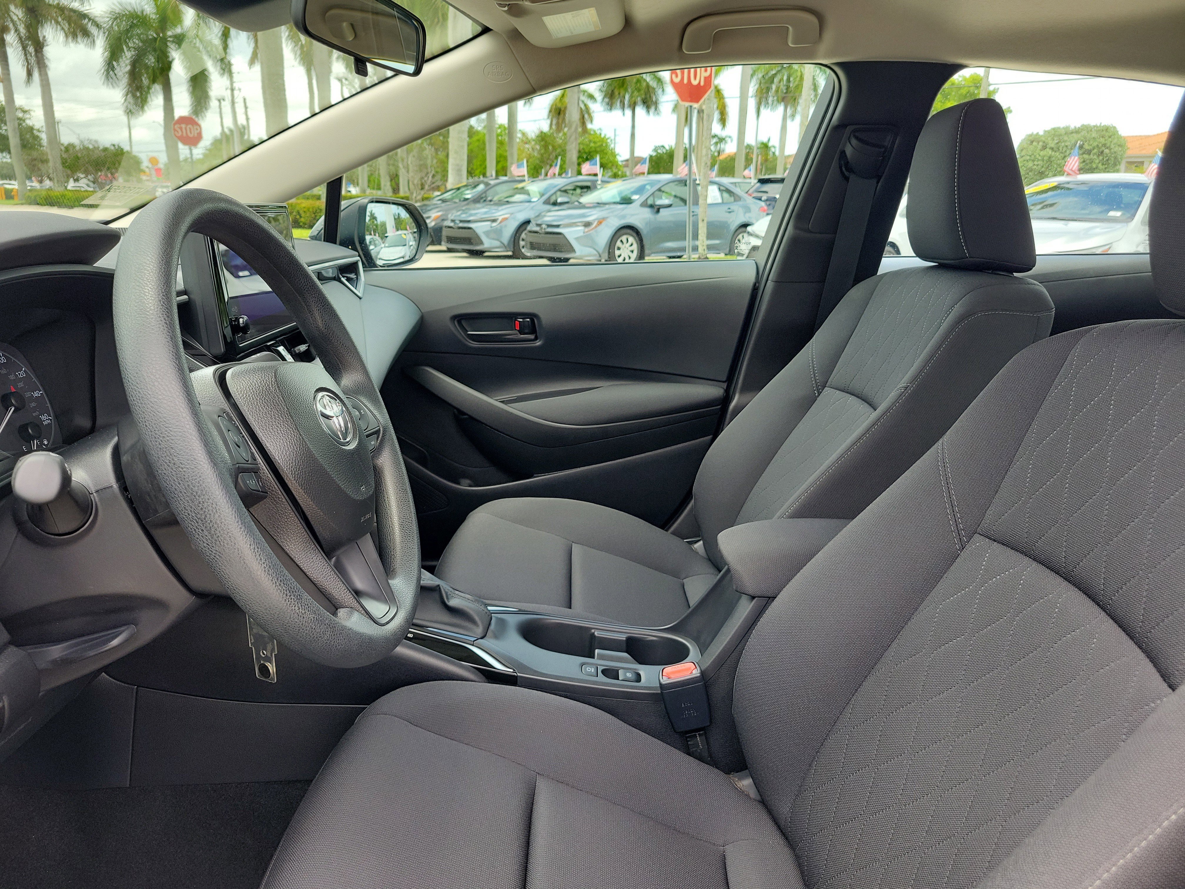 Used 2025 Underground Toyota LE image 22