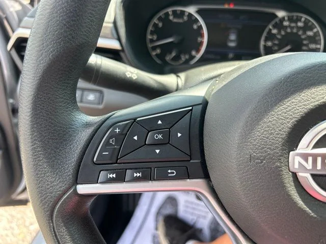 Used 2024 Silver Nissan 2.5 SV image 18