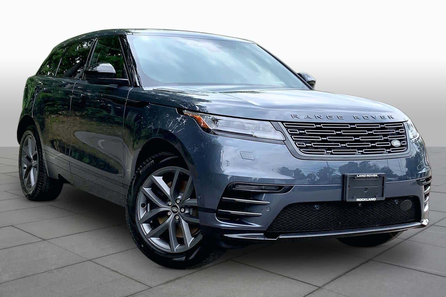 Used 2026 Varesine Blue Metallic Land Rover Dynamic SE image 3
