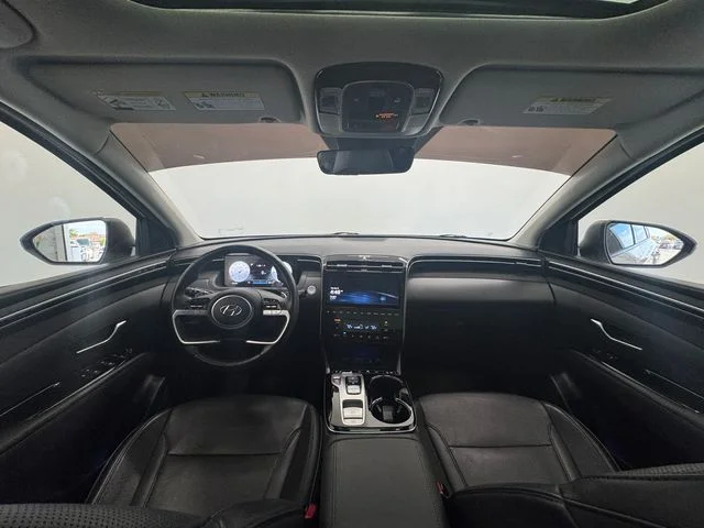 Used 2023 Serenity White Pearl Hyundai Limited image 22