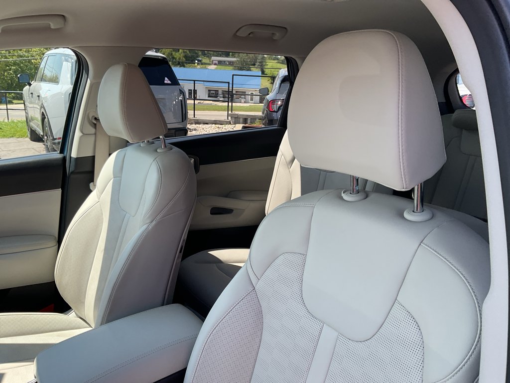 Certified Used 2025 Mineral Blue Kia EX image 24