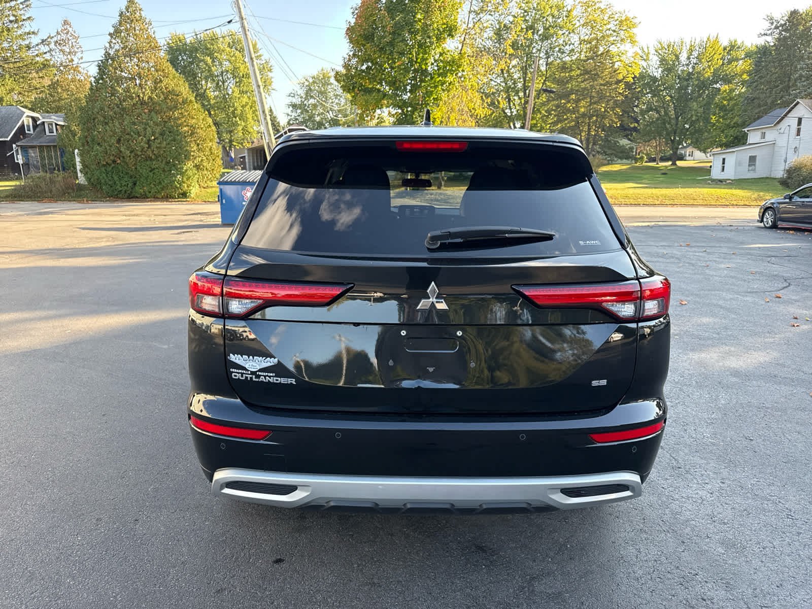 2024 Mitsubishi Outlander SE Ralliart photo 3