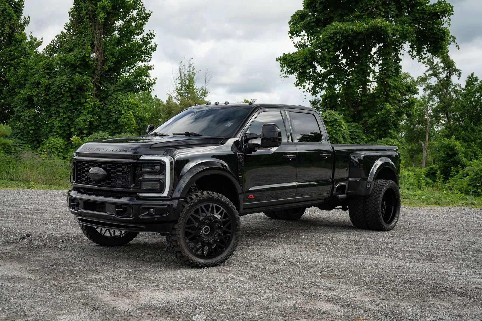 Used 2024 Black Ford Limited image 4
