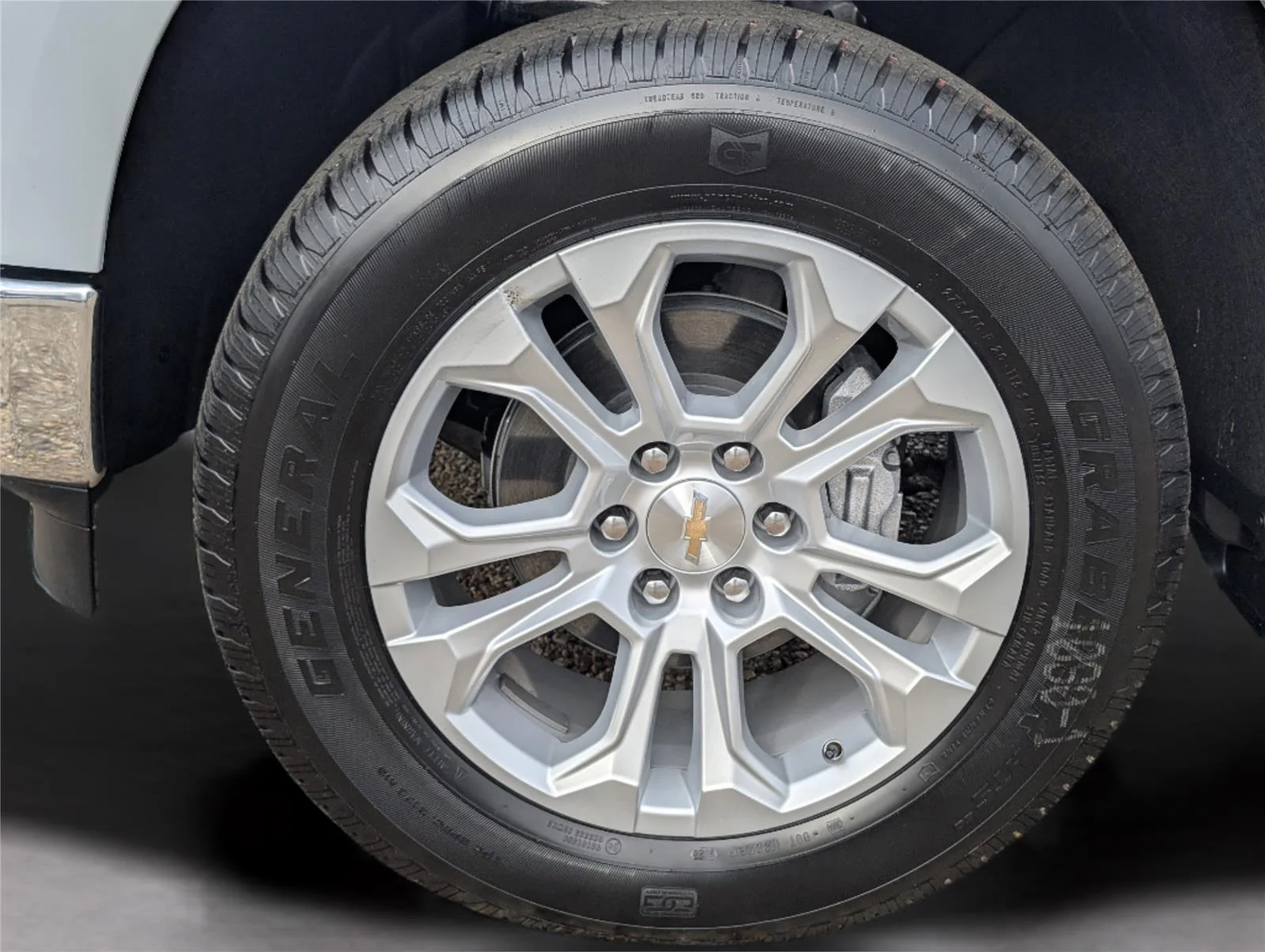2026 Chevrolet Silverado 1500 LTZ - Photo 36