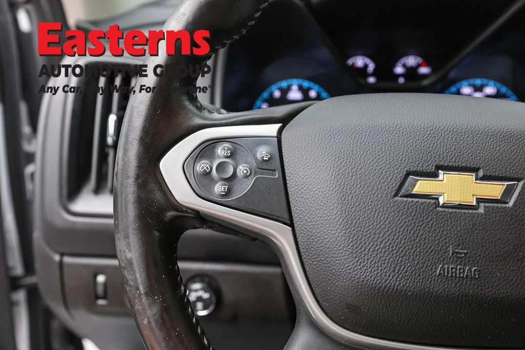 Used 2022 White Chevrolet LT image 15