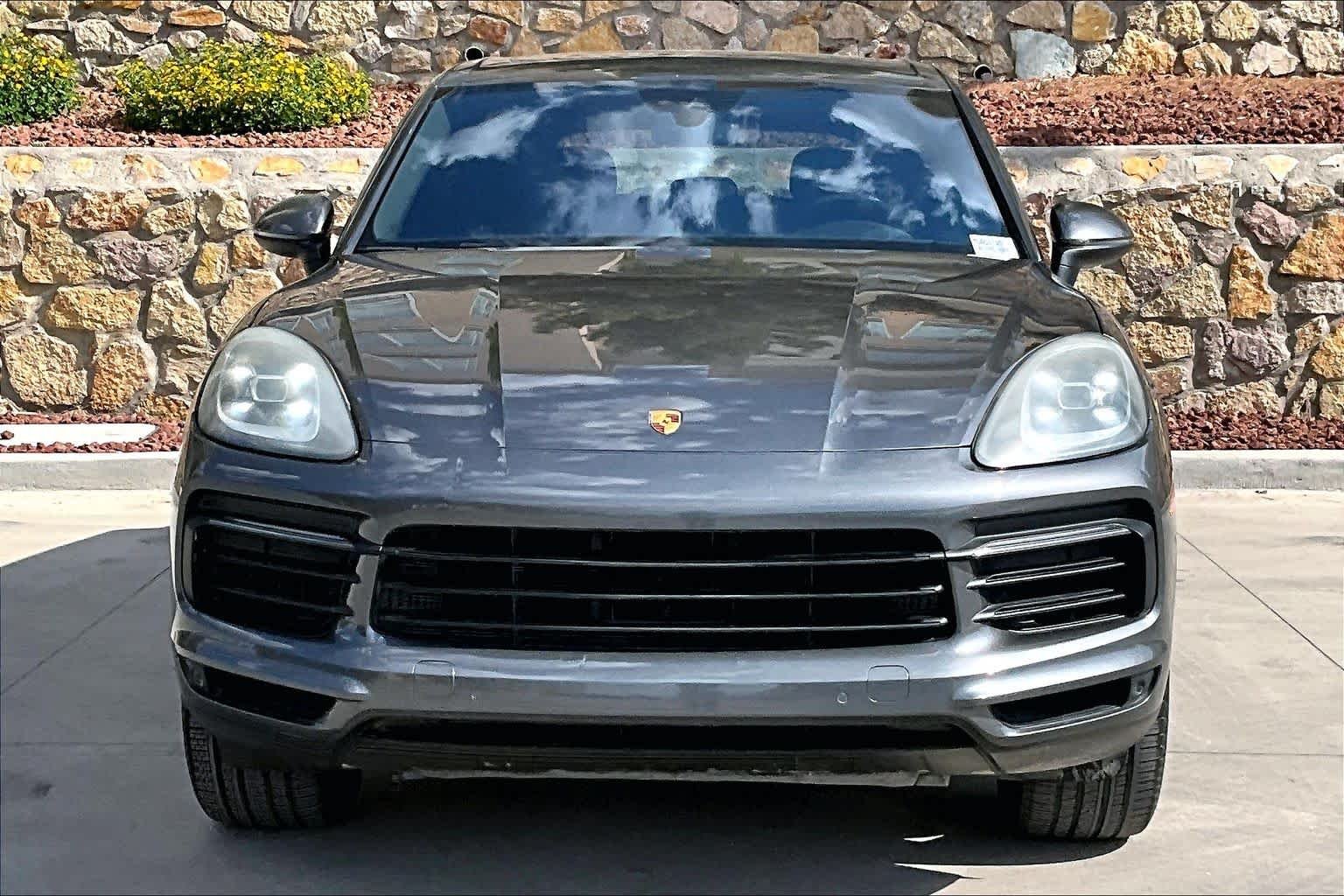 Used 2021 Quartzite Grey Metallic Porsche  image 8