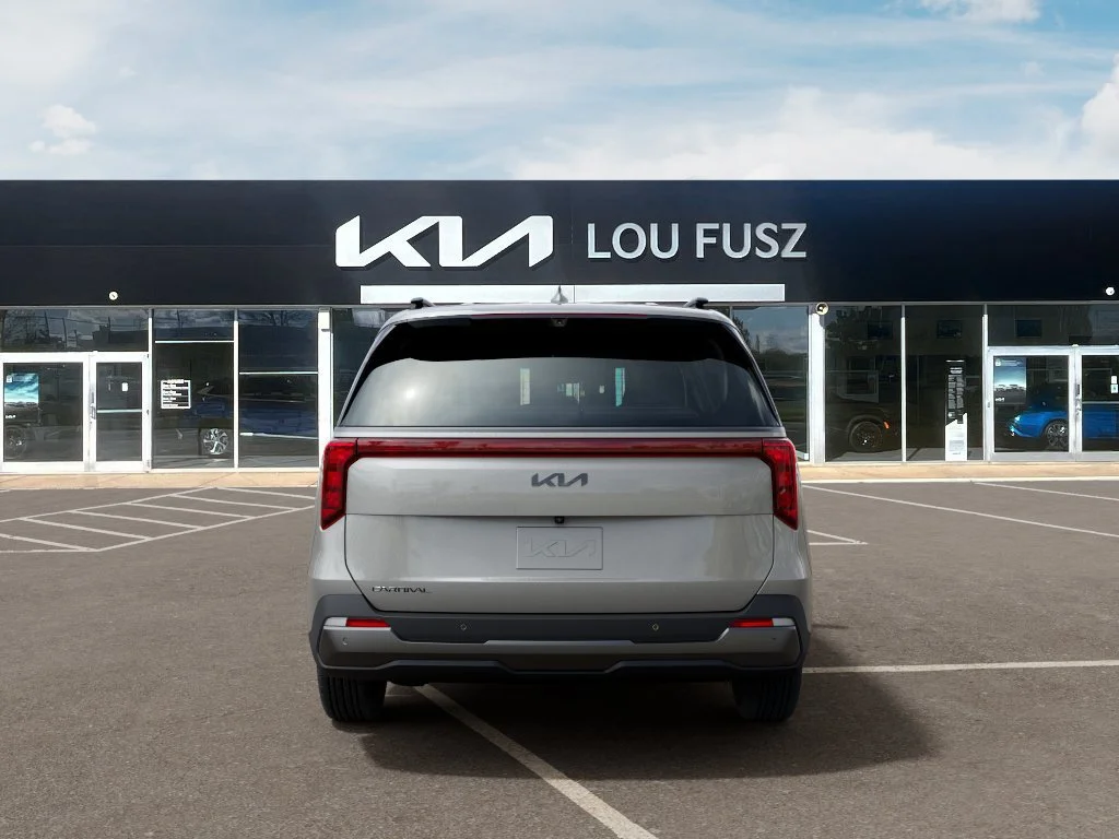 New 2027 Ivory Silver Kia EX image 5