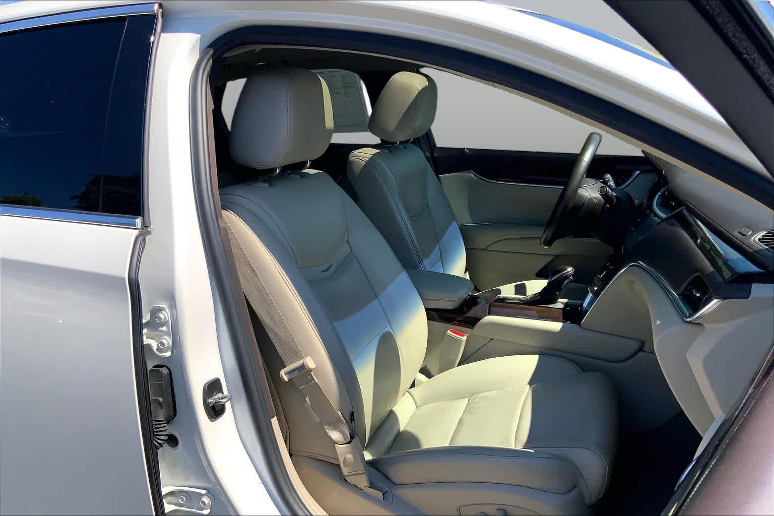 Pre-Owned 2016 Cadillac XTS Luxury Collection
