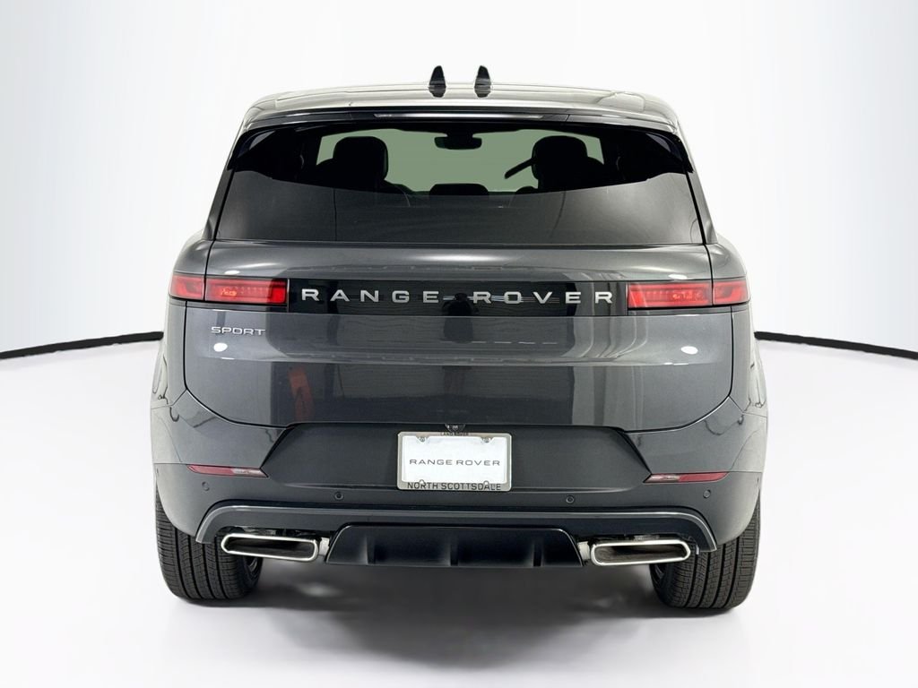 New 2026 Carpathian Grey Land Rover SE image 6