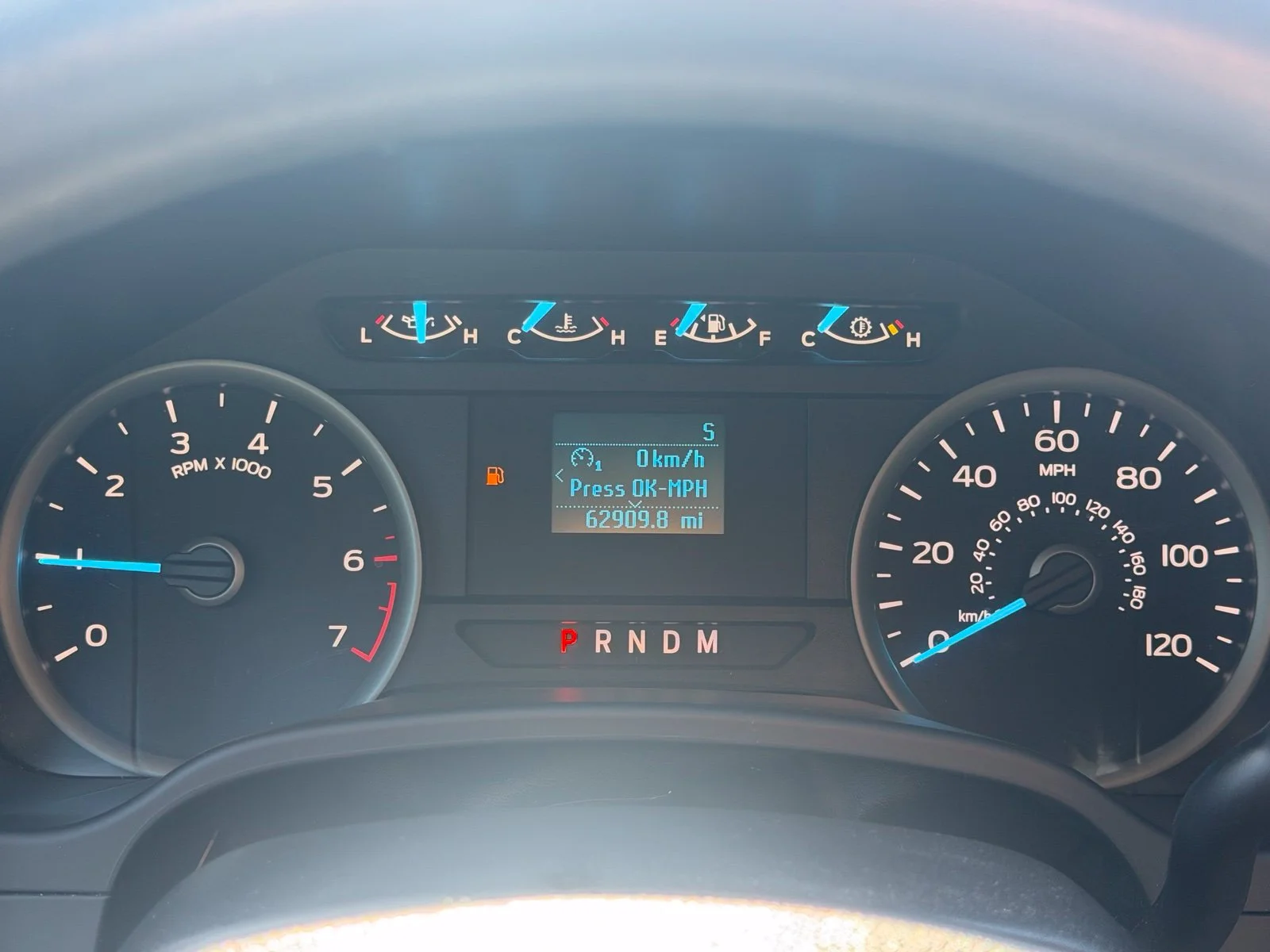 Used 2019 Gray Ford XLT image 12