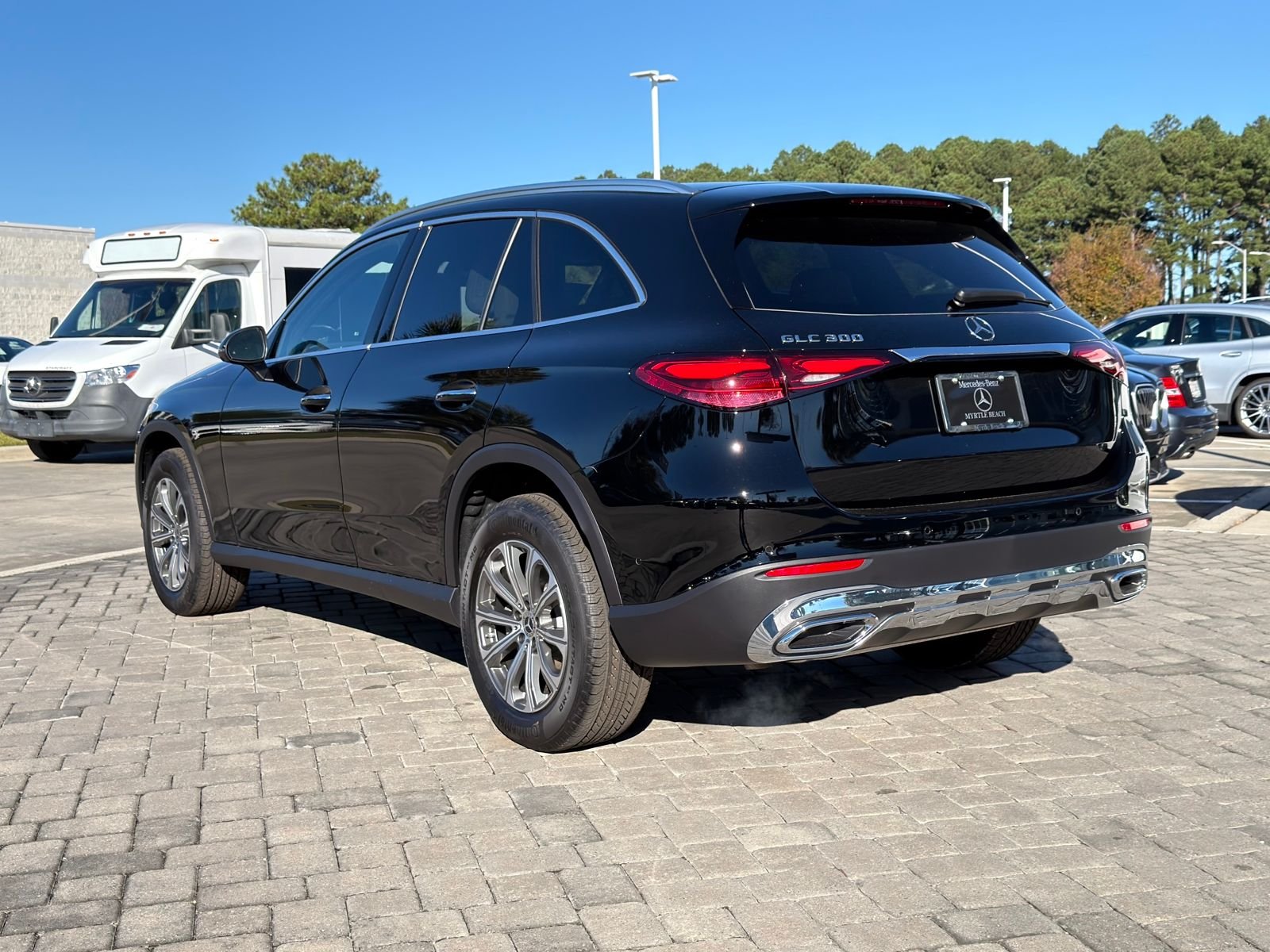 New 2026 Black Mercedes-Benz GLC 300 image 10
