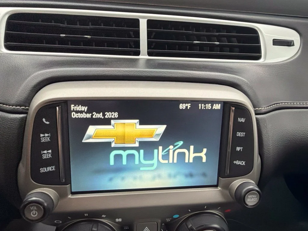 Used 2015 Black Chevrolet 2LT image 32