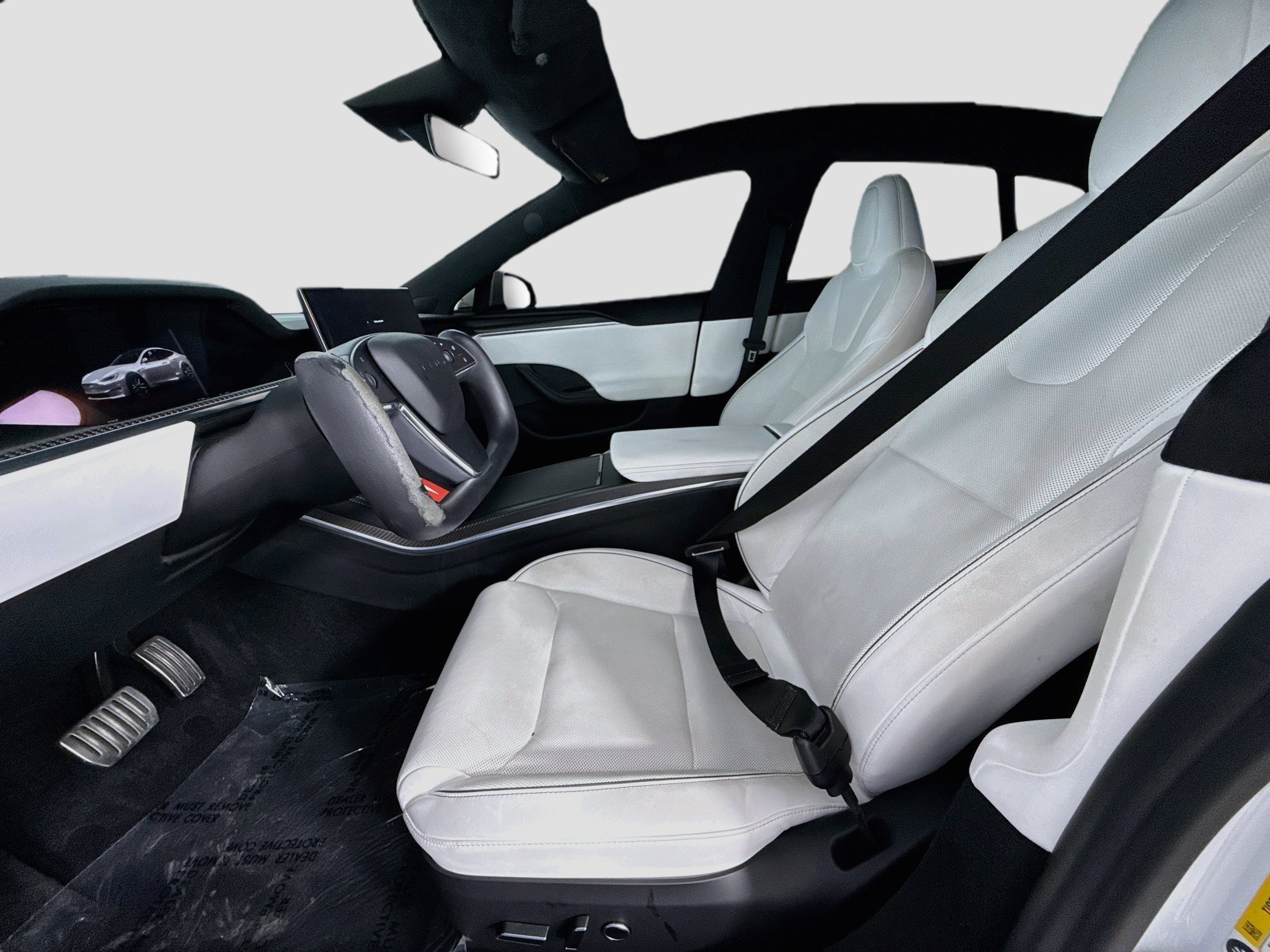 Used 2022  Tesla Plaid image 23