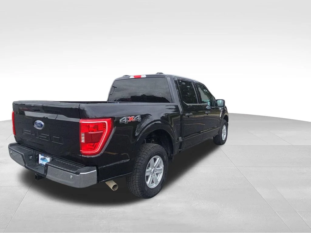 Used 2023 Black Ford XLT image 11