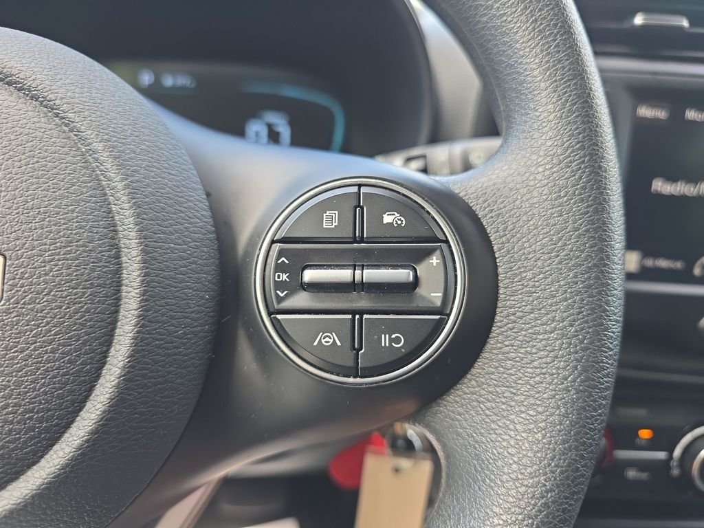 2025 Kia Soul LX - Photo 24