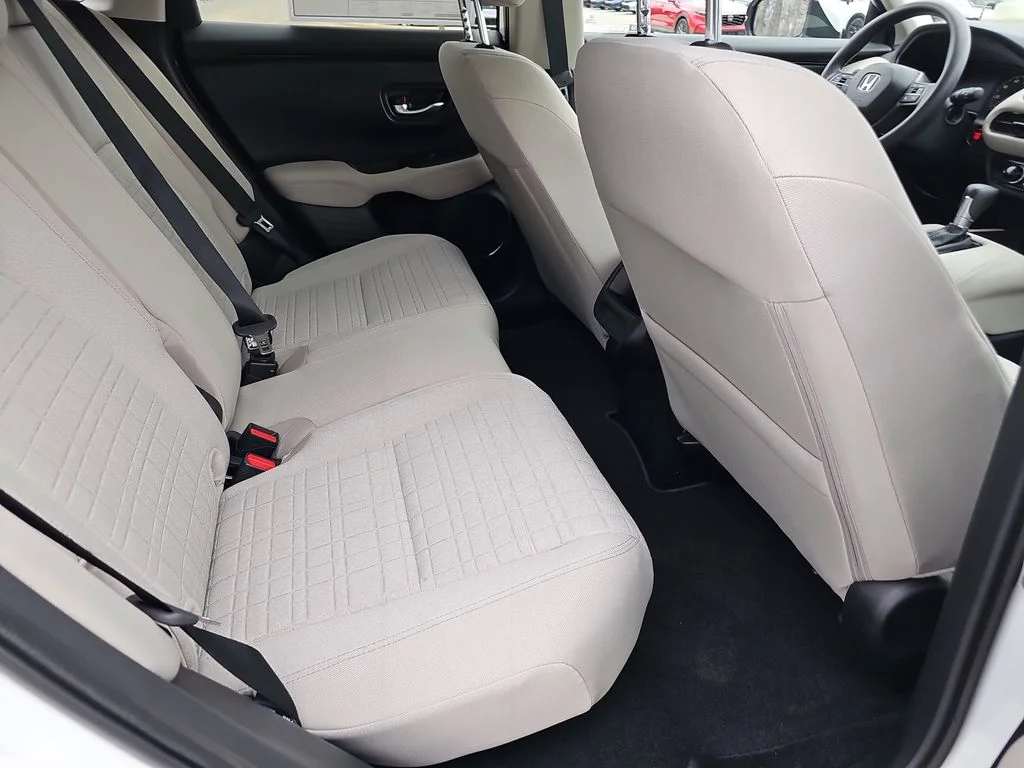 New 2026 Platinum White Pearl Honda LX image 13