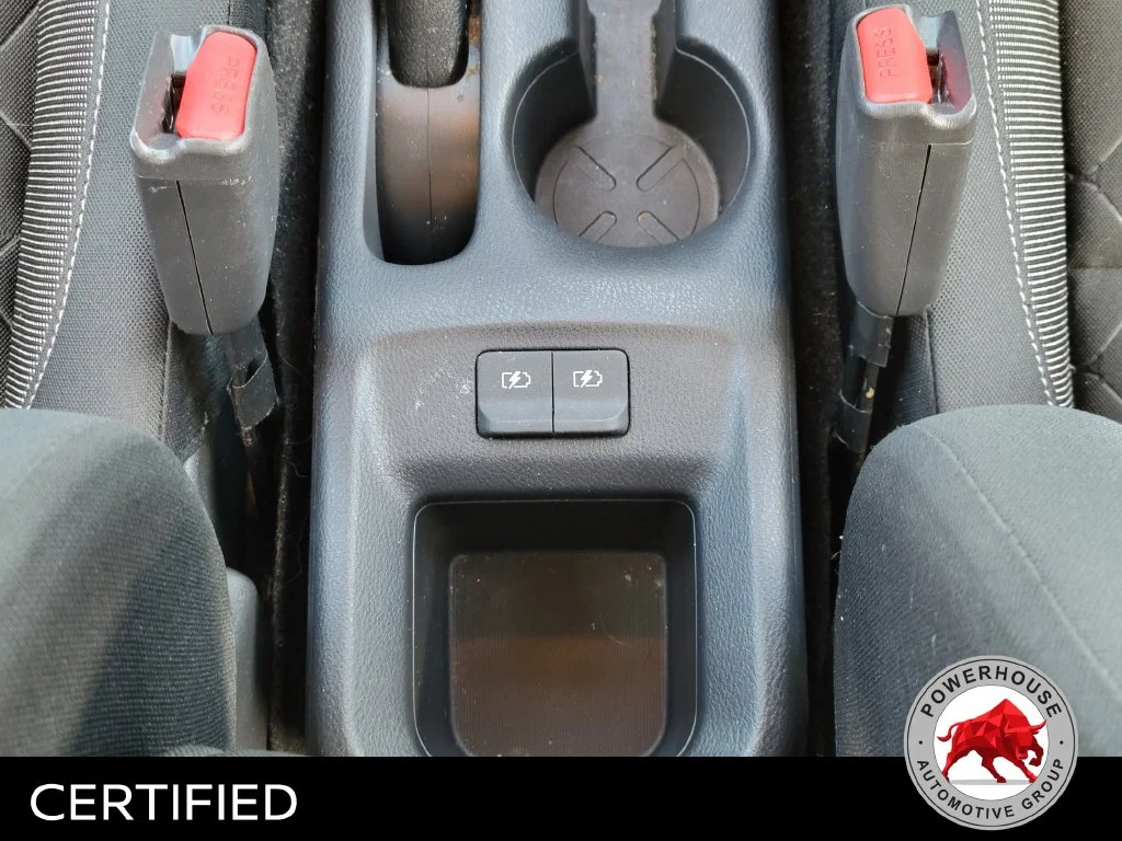 Used 2020 White Nissan S image 17