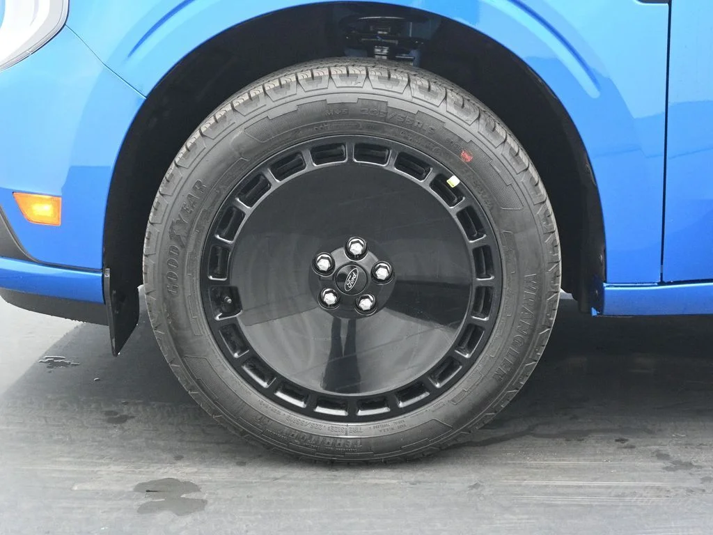 New 2025 Velocity Blue Ford Lobo Standard image 22