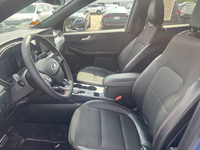 Used 2023 Blue Metallic Ford ST-Line image 12