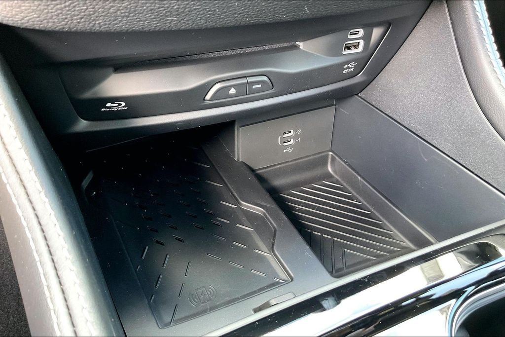 New 2026 Chrysler Pacifica Limited 4D Passenger Van