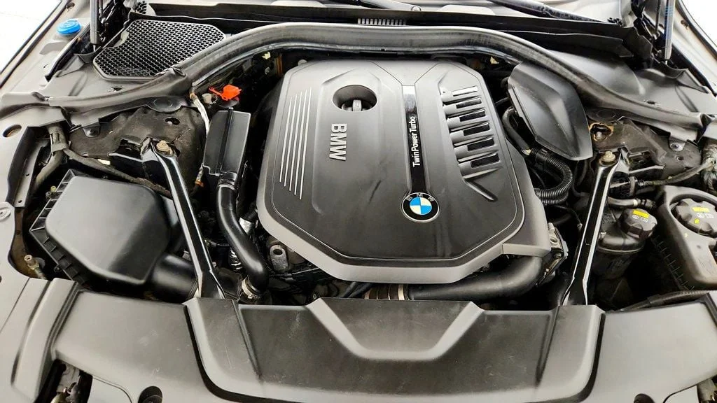 Used 2018 Black Sapphire Metallic BMW 740i xDrive image 28