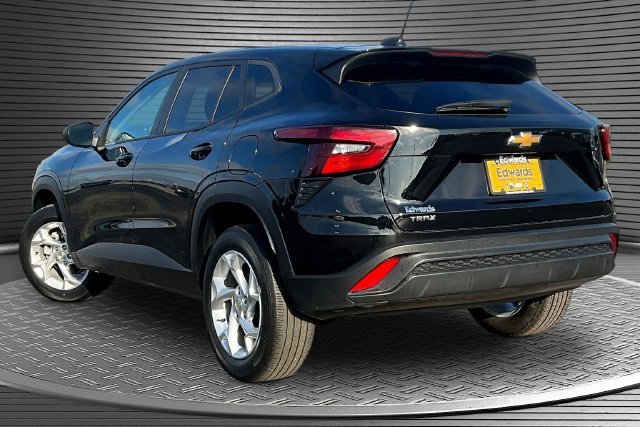 Used 2024 Black Chevrolet LS image 4