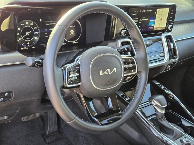 Used 2023 Gray KIA SX FWD image 18