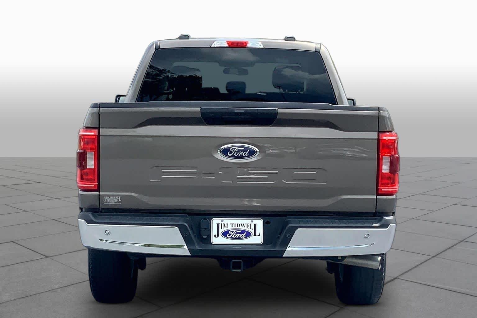 Used 2021 Stone Gray Metallic Ford XLT image 5