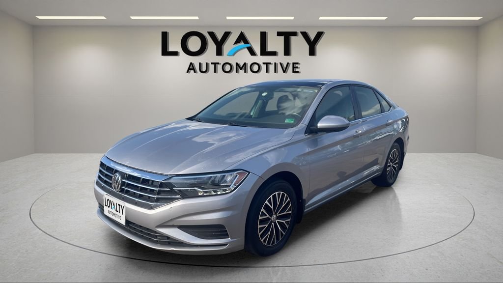 Used 2019 Silver Volkswagen 1.4T SE image 1