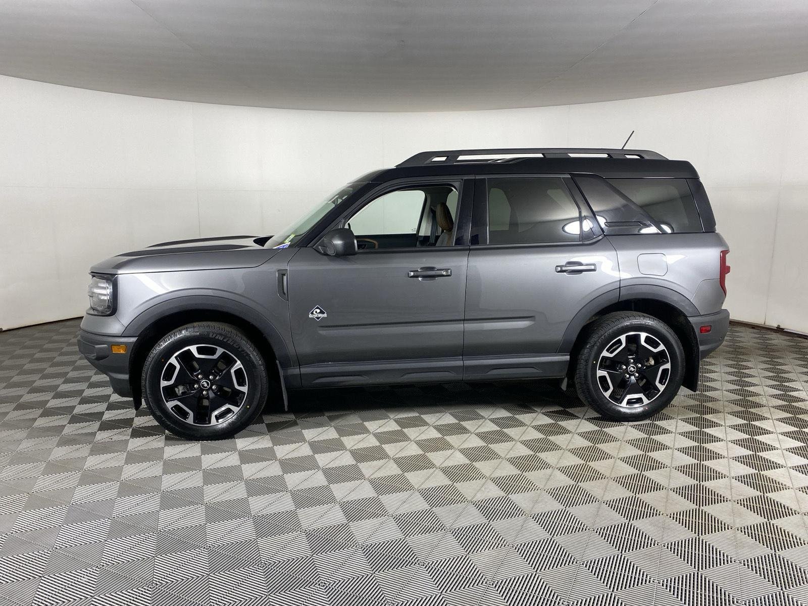 Used 2023 Carbonized Gray Ford Outer Banks image 6