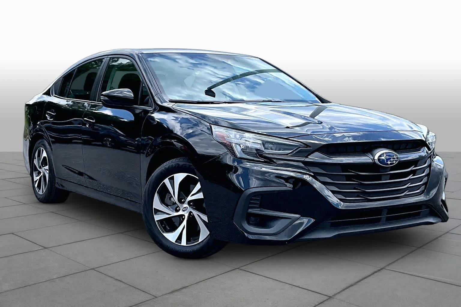 Used 2023 Crystal Black Silica Subaru Premium image 3