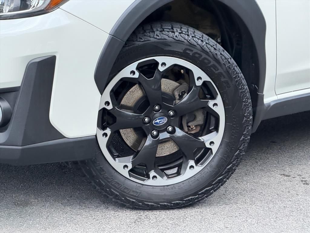 Used 2023 White Subaru Premium image 28