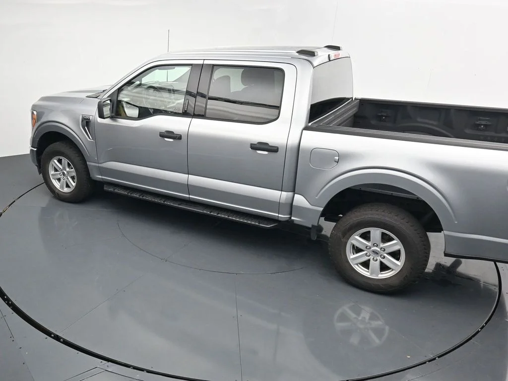 Used 2022 Silver Ford XLT image 21