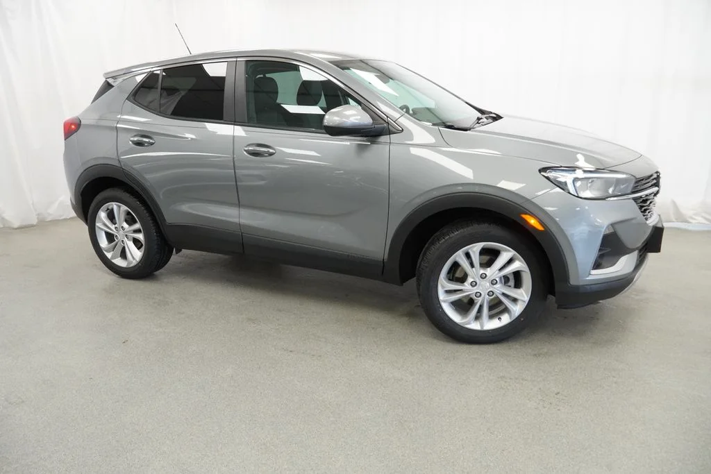 Used 2023 Gray Buick Preferred image 5