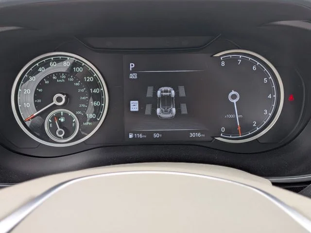 Used 2026 White Genesis 2.5T Prestige image 14