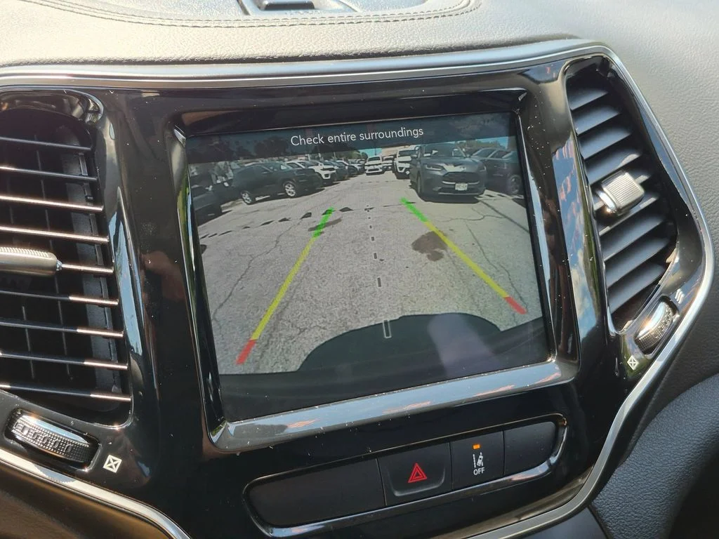 Used 2022 Black Jeep Limited image 19