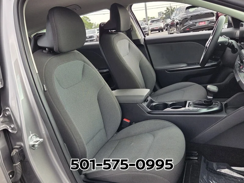 Used 2025 Steel Gray KIA LXS FWD image 16
