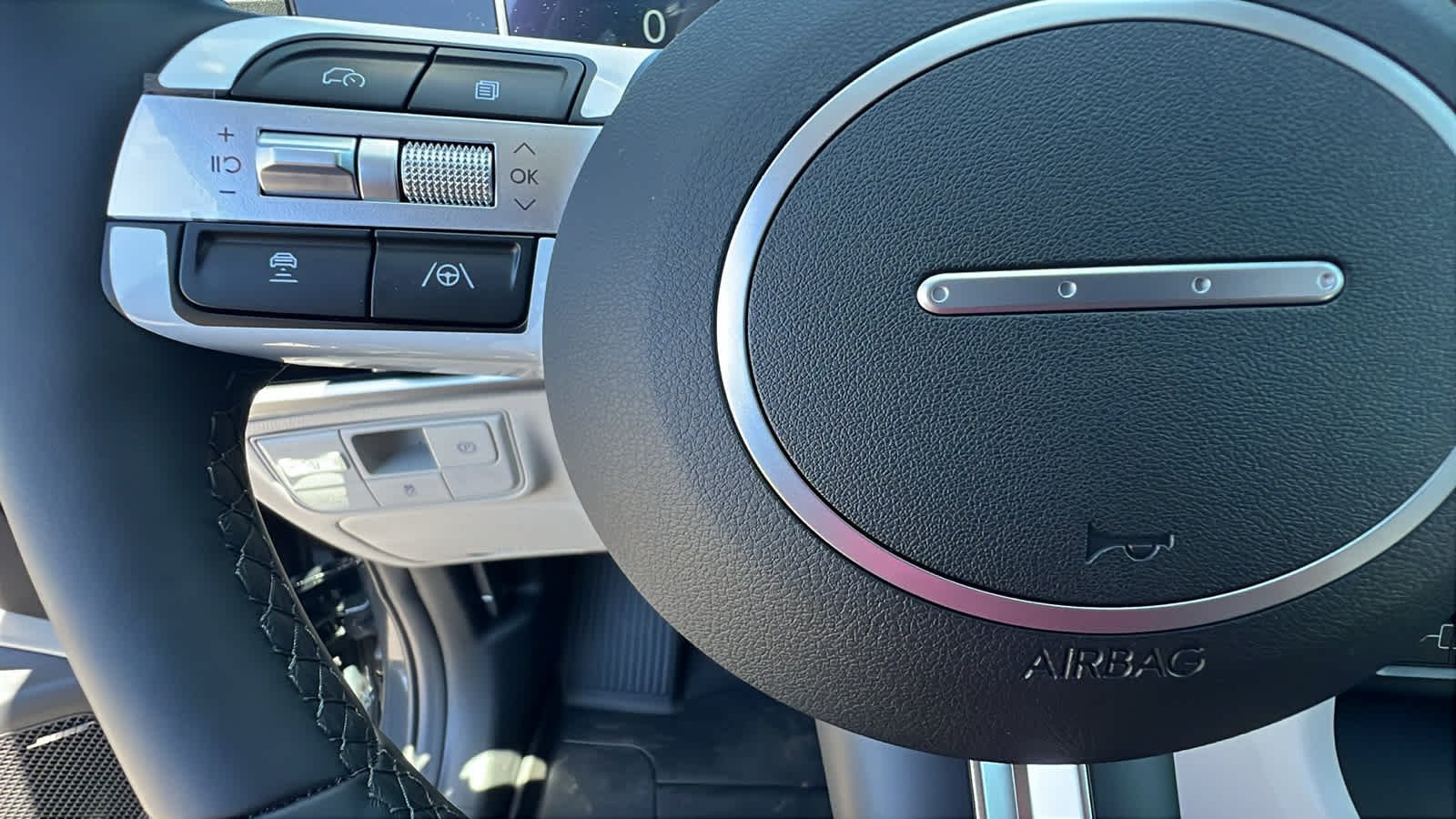 2025 Hyundai Tucson Limited - Photo 19