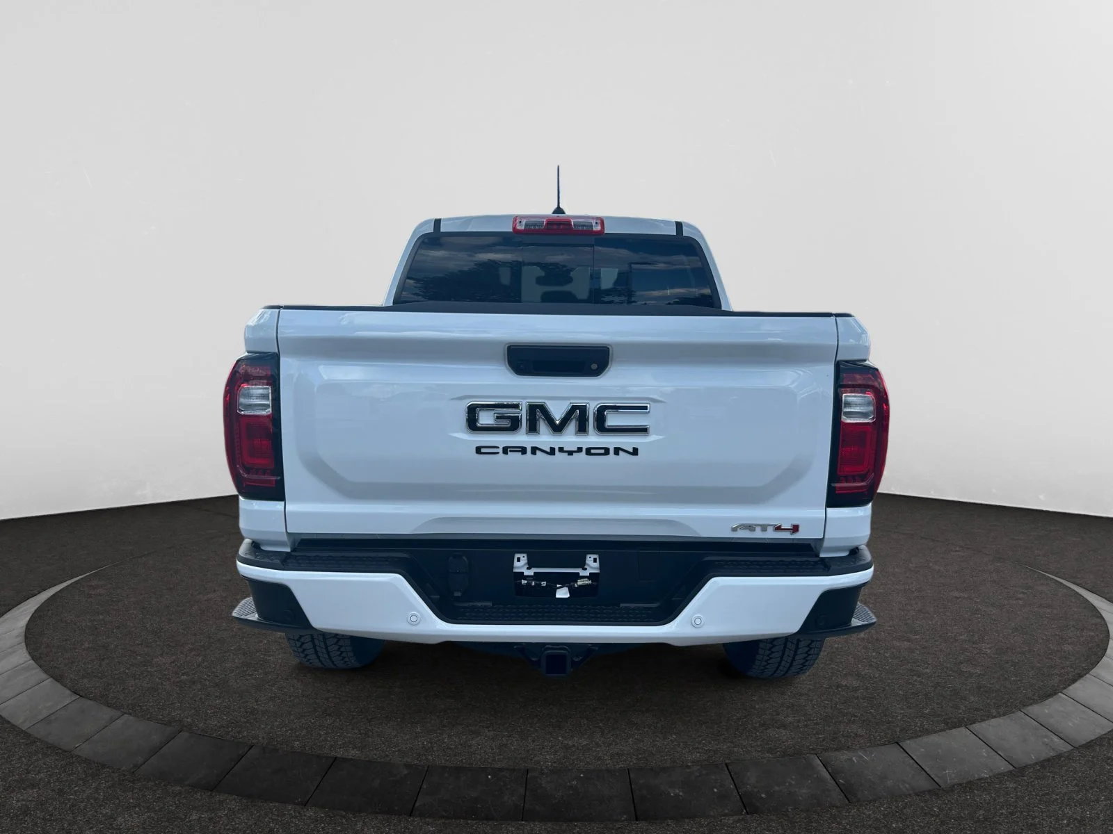 New 2026 Summit White GMC AT4 image 4