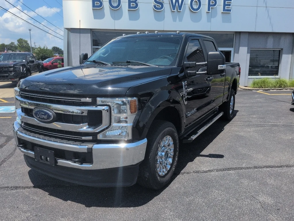 2022 Ford F-250 XL 4x4 Crew Cab 6-3/4' Box's photo