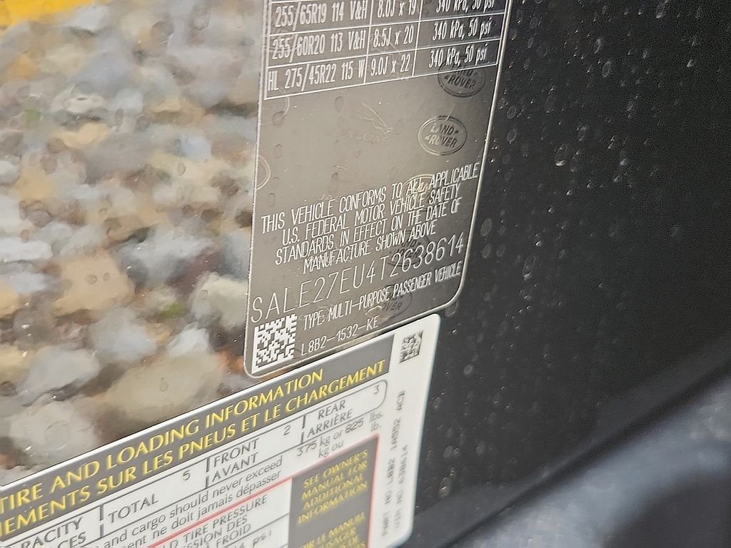 New 2026 Santorini Black Land Rover X-Dynamic SE image 10